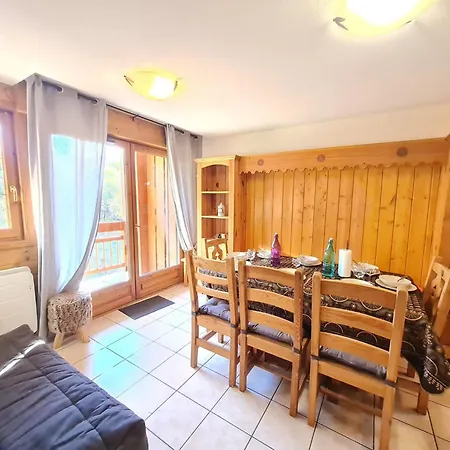 Apartment Balcons Des Pistes C By Interhome